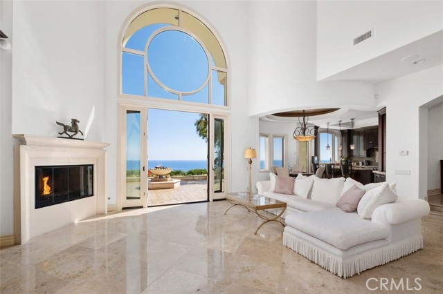 Detail Gallery Image 10 of 73 For 10 Cresta Del Sol, San Clemente,  CA 92673 - 6 Beds | 6/2 Baths