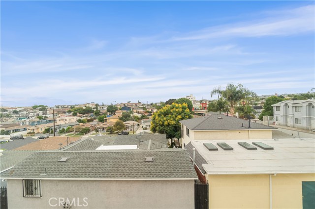 663 W 2nd Street, San Pedro CA: https://media.crmls.org/medias/5a109f03-960d-47a7-9c80-b5666a11fb24.jpg