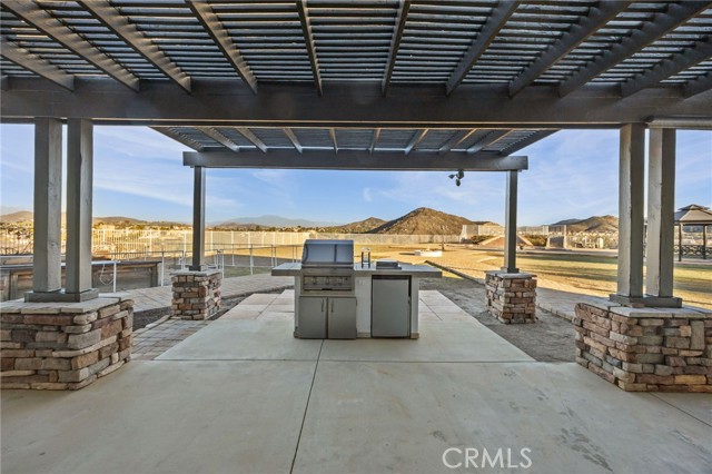 101 Via De La Valle, Lake Elsinore CA: https://media.crmls.org/medias/5a1331be-14da-4907-b7bd-0f517e936c7b.jpg