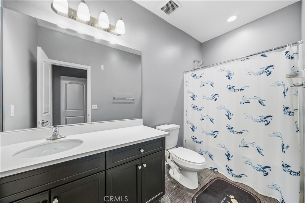 https://media.crmls.org/medias/5a135e57-241a-4615-95a2-329b99cf7a80.jpg?preset=X-Large
