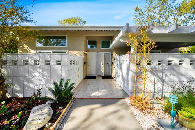 Detail Gallery Image 2 of 54 For 762 Calle Aragon a,  Laguna Woods,  CA 92637 - 2 Beds | 2 Baths
