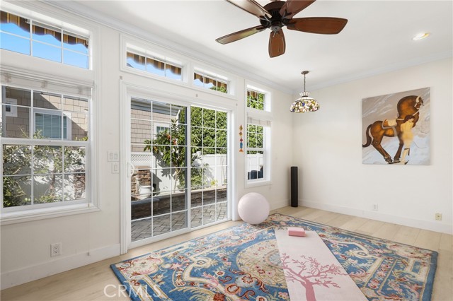 Detail Gallery Image 16 of 42 For 252 Mayflower Dr, Newport Beach,  CA 92660 - 2 Beds | 2 Baths