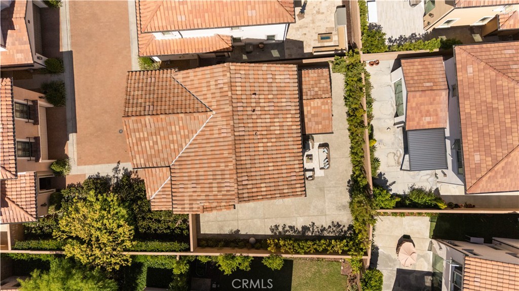 https://media.crmls.org/medias/5a1510f5-9220-43de-924c-fe5dc6ea6c63.jpg?preset=X-Large