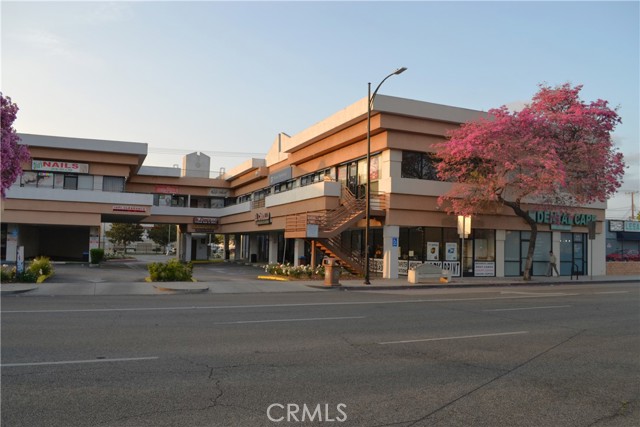 916 W Burbank Boulevard, Burbank, California 91506, ,Commercial Lease,For Rent,916 W Burbank Boulevard,CRSR25070336