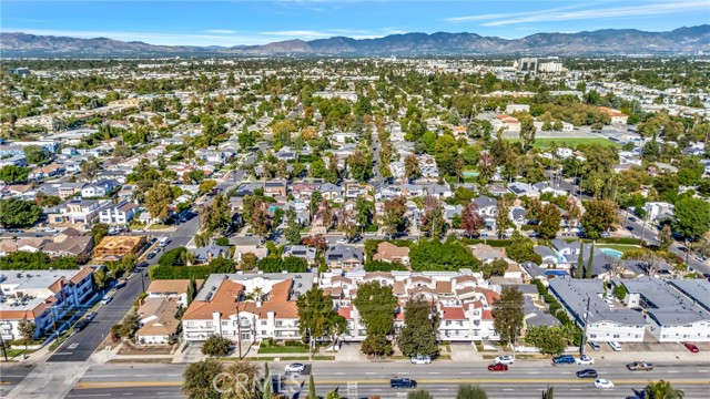 Detail Gallery Image 43 of 52 For 14727 Magnolia Bld #126,  Sherman Oaks,  CA 91403 - 2 Beds | 2/1 Baths