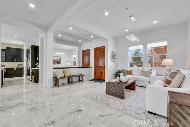 Detail Gallery Image 5 of 75 For 520 N Bardsdale Pl, Brea,  CA 92821 - 5 Beds | 5/1 Baths