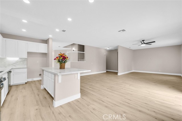 27258 Sierra Madre Drive, Murrieta CA: https://media.crmls.org/medias/5a175cc1-8b1b-4b23-84e7-6810249fd411.jpg