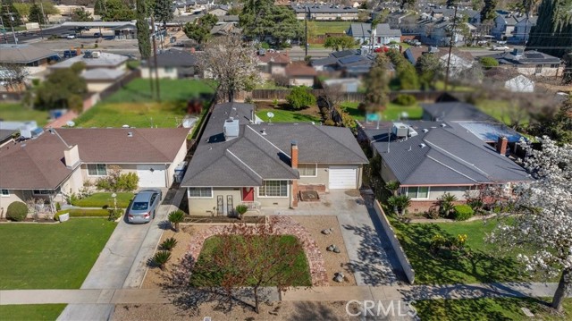 Detail Gallery Image 37 of 45 For 404 W Robinson Ave, Fresno,  CA 93705 - 3 Beds | 2 Baths