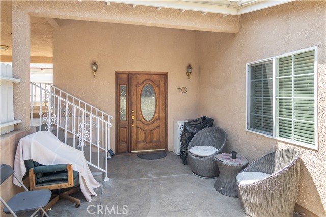 Detail Gallery Image 2 of 21 For 10233 Glory Ave, Tujunga,  CA 91042 - 3 Beds | 2 Baths