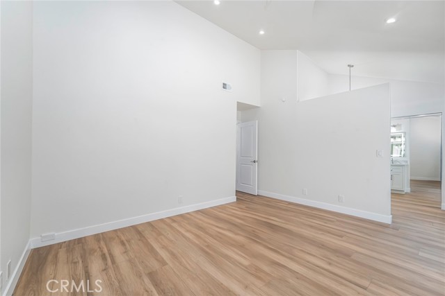 15071 Talley Street, Irvine CA: https://media.crmls.org/medias/5a182cb4-38f1-4c53-9a55-5f7e0324bd81.jpg