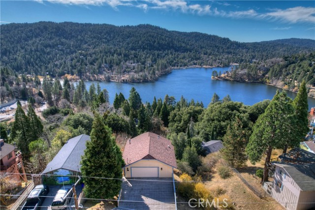 Detail Gallery Image 9 of 74 For 404 Darfo Dr, Crestline,  CA 92325 - 5 Beds | 4 Baths