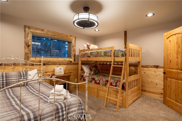 Detail Gallery Image 29 of 44 For 43451 Sheephorn Rd, Big Bear Lake,  CA 92315 - 6 Beds | 4/1 Baths