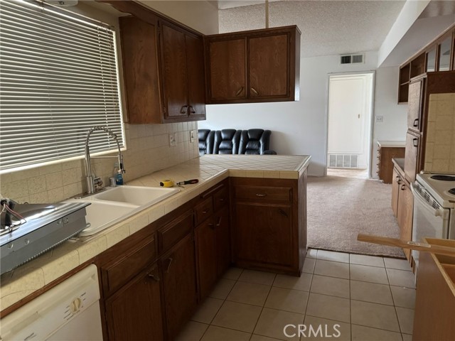 Detail Gallery Image 3 of 17 For 28777 Bradley Rd, Menifee,  CA 92586 - 2 Beds | 2 Baths
