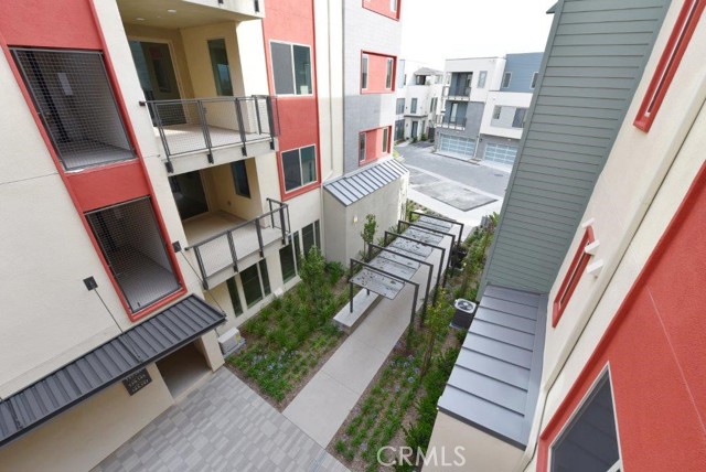 Detail Gallery Image 30 of 32 For 157 Bowery, Irvine,  CA 92612 - 3 Beds | 2/1 Baths