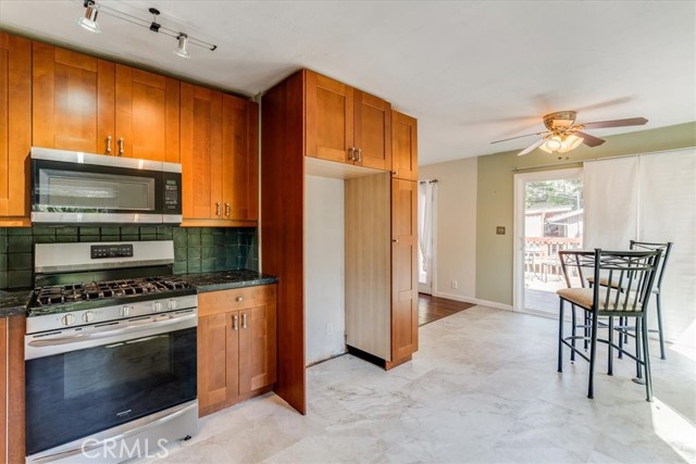 5200 Ardilla Avenue, Atascadero CA: https://media.crmls.org/medias/5a19eedd-7dfd-4b95-ba0a-7fc37f6ef478.jpg