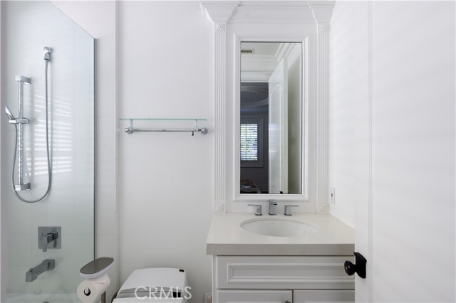 2681 Crestview Drive, Newport Beach CA: https://media.crmls.org/medias/5a1a4276-462d-415f-8176-d9c3e1c382a5.jpg