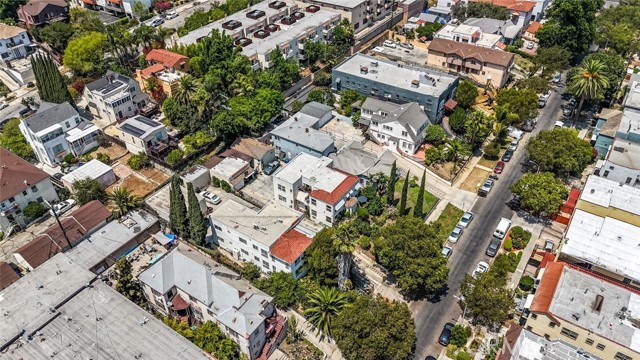 519 N Alexandria Avenue, Los Angeles CA: https://media.crmls.org/medias/5a1a4d99-4690-499b-85f9-ed290df37e67.jpg