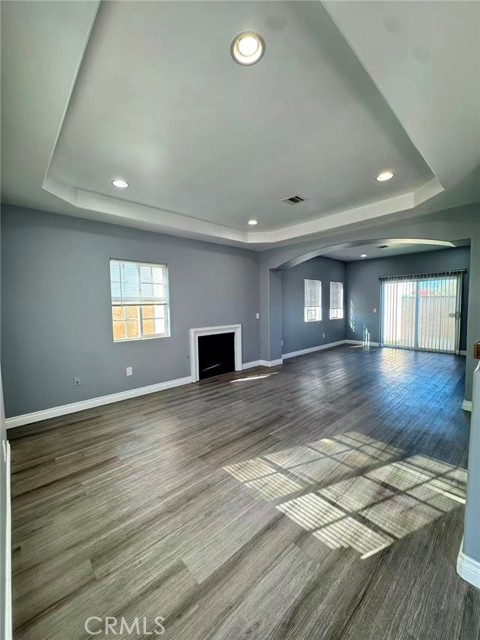 Detail Gallery Image 2 of 16 For 1433 S Gibbs, Pomona,  CA 91766 - 4 Beds | 3 Baths