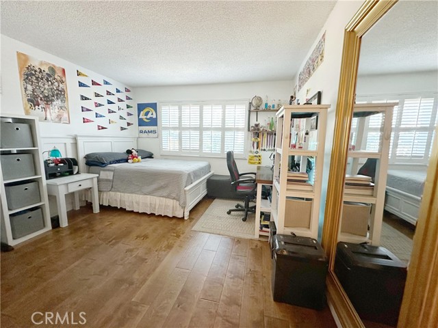 Detail Gallery Image 17 of 39 For 3440 E Saint Francis Pl, Long Beach,  CA 90805 - 4 Beds | 2 Baths