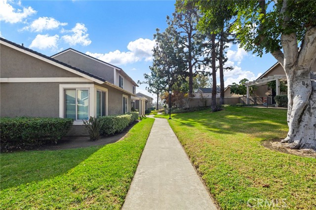 Detail Gallery Image 3 of 41 For 1674 Heather Dr, La Verne,  CA 91750 - 3 Beds | 1/1 Baths