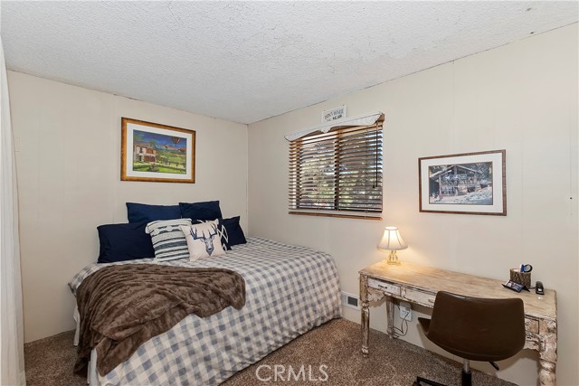 Detail Gallery Image 19 of 32 For 684 Elm St, Big Bear Lake,  CA 92315 - 4 Beds | 2 Baths