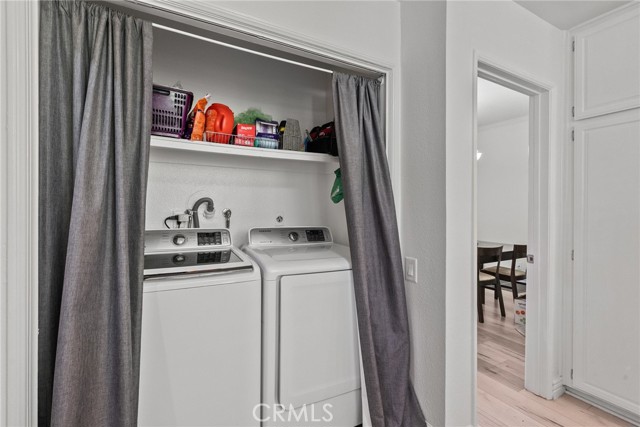 Detail Gallery Image 21 of 28 For 13214 Moorpark St #108,  Sherman Oaks,  CA 91423 - 2 Beds | 2 Baths