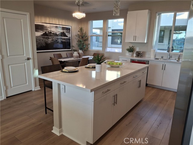 Detail Gallery Image 28 of 30 For 109 S Laxore St #303,  Anaheim,  CA 92804 - 4 Beds | 3/1 Baths