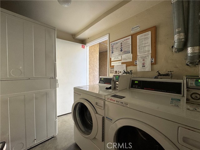 Detail Gallery Image 24 of 26 For 3219 Colorado, Santa Monica,  CA 90404 - 2 Beds | 2 Baths