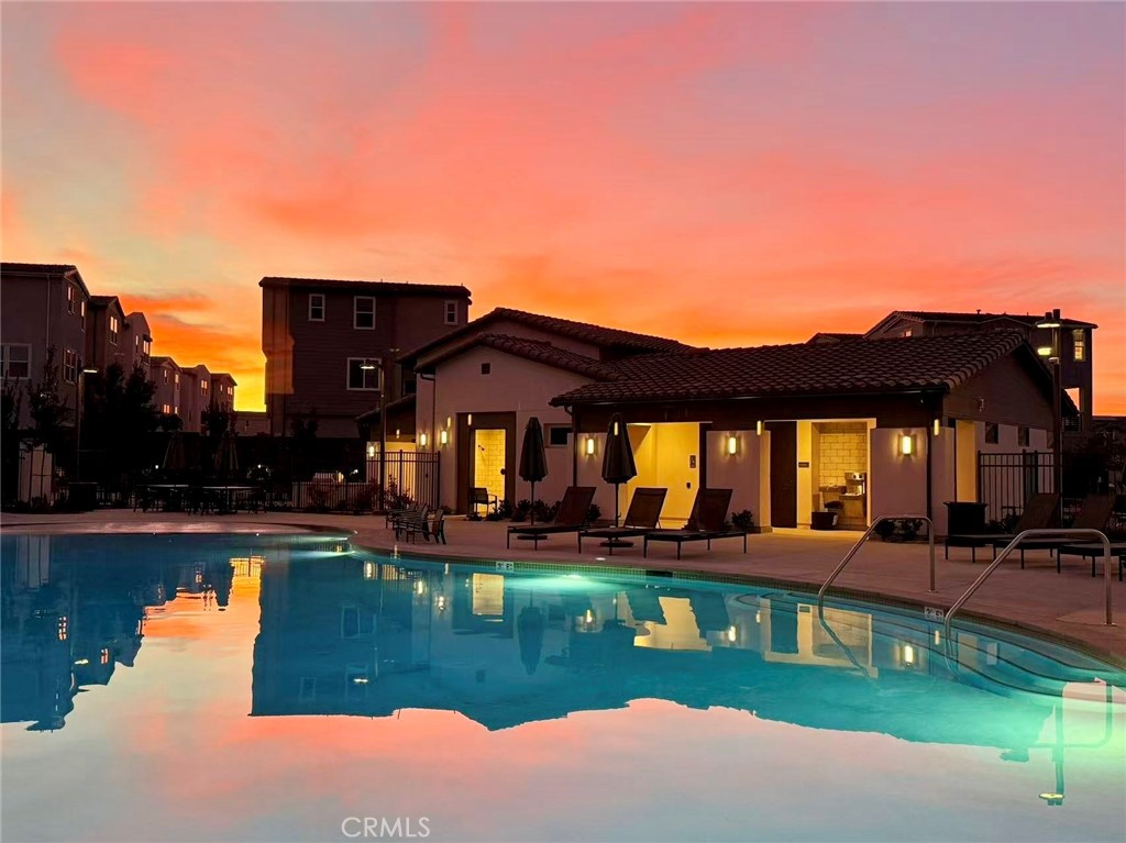 MLS #WS25276842 image #5