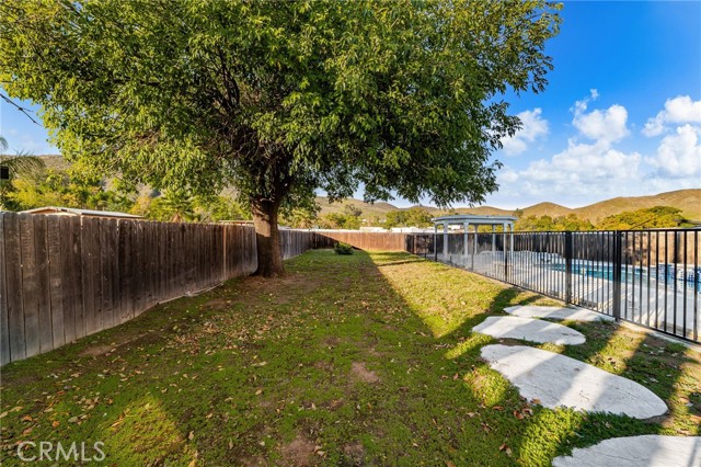 Detail Gallery Image 30 of 46 For 9941 Granite Hill Dr, Jurupa Valley,  CA 92509 - 4 Beds | 2 Baths