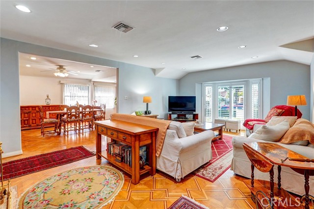 Detail Gallery Image 14 of 33 For 1350 Graynold Ave, Glendale,  CA 91202 - 3 Beds | 2 Baths