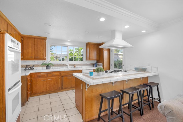 4322 Fontainbleau Avenue, Cypress CA: https://media.crmls.org/medias/5a21f9fb-041c-4af1-afa6-df1b7a56b2c4.jpg
