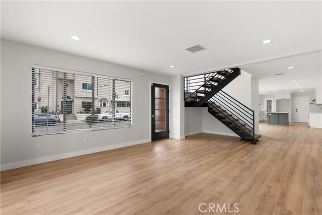 228 20th Street, Huntington Beach CA: https://media.crmls.org/medias/5a22037f-95c1-4924-9ab8-ec13085943a8.jpg