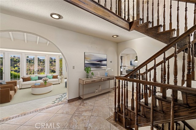23511 Mirage Lane, Diamond Bar CA: https://media.crmls.org/medias/5a22cff4-4015-431b-8c41-cc00bd6f6ee8.jpg