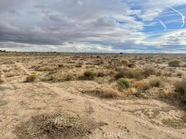 0 65th St. W & Ave G-4, Lancaster CA: https://media.crmls.org/medias/5a247e3a-cc19-4484-aa3e-1d9293a1225b.jpg