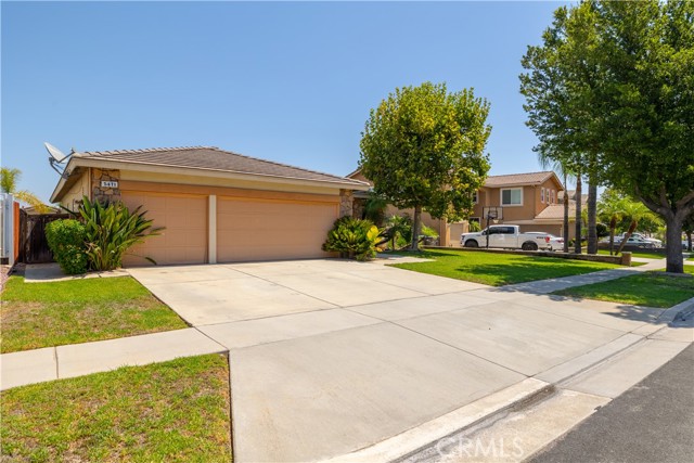 Detail Gallery Image 32 of 32 For 1411 Pinewood Dr, Corona,  CA 92881 - 4 Beds | 2 Baths