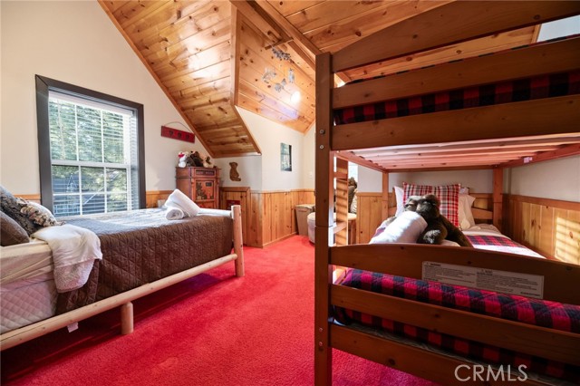 505 Barrett Way, Big Bear City CA: https://media.crmls.org/medias/5a2593be-0dcc-40b4-a448-bec32b778519.jpg