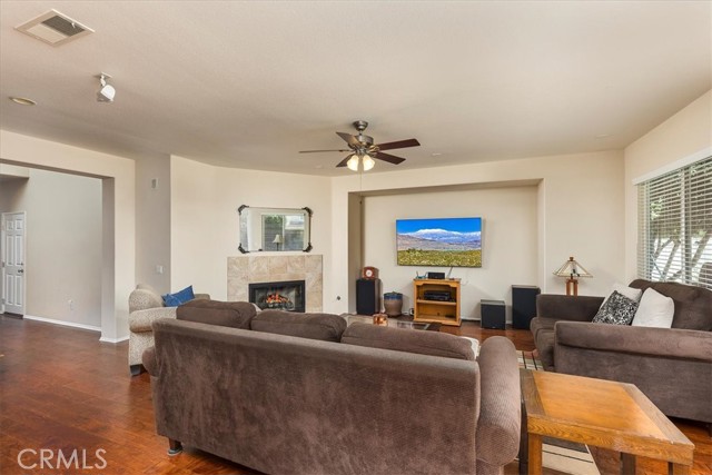 Image 8 of 43 For 31578 Waterfall Way