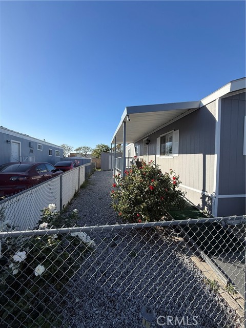 Detail Gallery Image 10 of 14 For 3830 Crestmore Rd #503,  Riverside,  CA 92509 - 3 Beds | 2 Baths