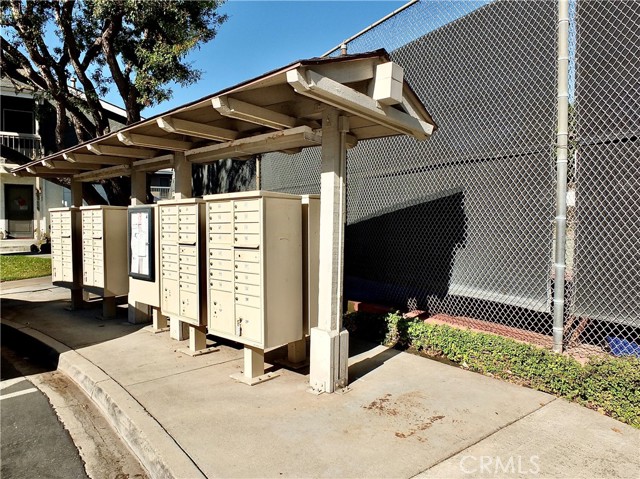 Detail Gallery Image 23 of 32 For 2859 S Fairview St #H,  Santa Ana,  CA 92704 - 1 Beds | 1 Baths