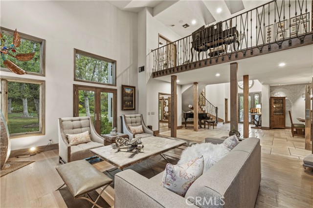 Image 7 of 71 For 26954 Whitehorse Place