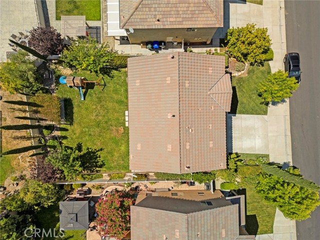Detail Gallery Image 3 of 38 For 27027 Mountain Willow Ln, Canyon Country,  CA 91387 - 3 Beds | 2/1 Baths