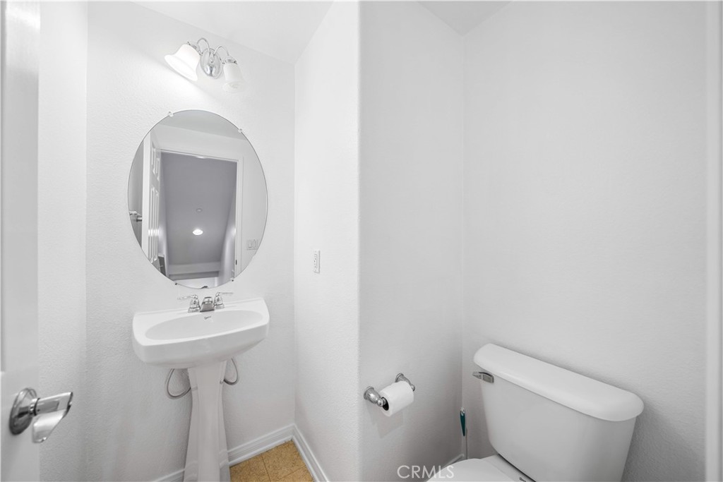 323 Tesoro - photo 9