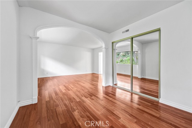 Detail Gallery Image 18 of 29 For 9637 via Rimini #121,  Burbank,  CA 91504 - 3 Beds | 3 Baths