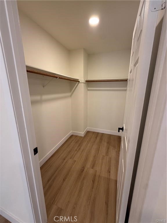 1207 North Columbus Avenue, 202 photo 13