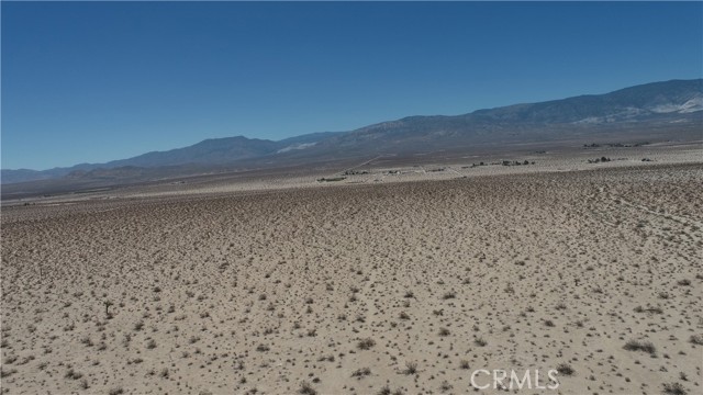 Detail Gallery Image 10 of 40 For 4 Rabbit Springs Rd, Lucerne Valley,  CA 92356 - – Beds | – Baths