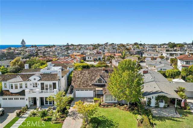 Detail Gallery Image 29 of 37 For 235 Driftwood Rd, Corona Del Mar,  CA 92625 - 4 Beds | 3 Baths