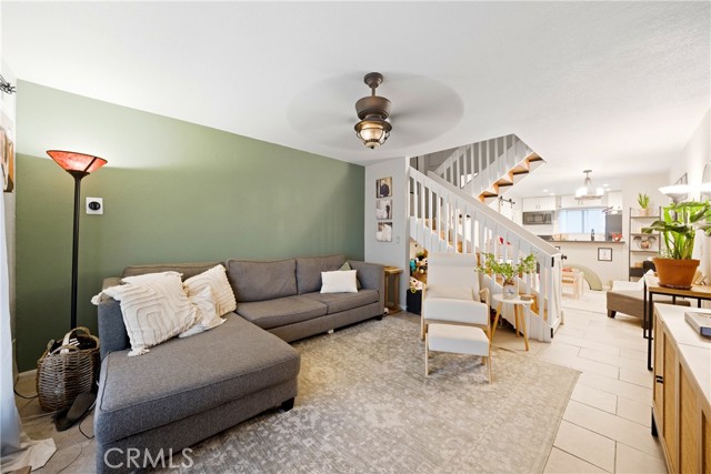 15225 Santa Gertrudes Avenue, La Mirada CA: https://media.crmls.org/medias/5a2ee16c-c8f3-4bf7-9255-76b0fe4541ff.jpg