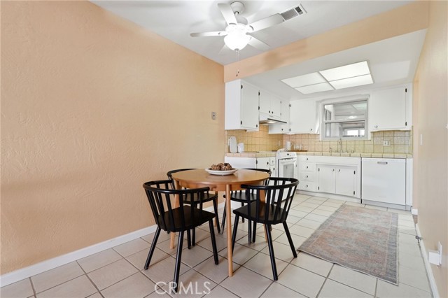 Detail Gallery Image 9 of 27 For 1142 N Gem St, Tulare,  CA 93274 - 2 Beds | 1 Baths
