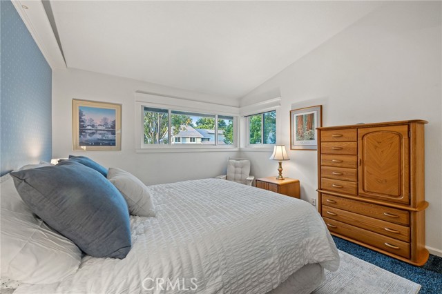 56 Ashbrook, Irvine CA: https://media.crmls.org/medias/5a306177-6ec5-4b42-9485-4cbe0a324ec6.jpg